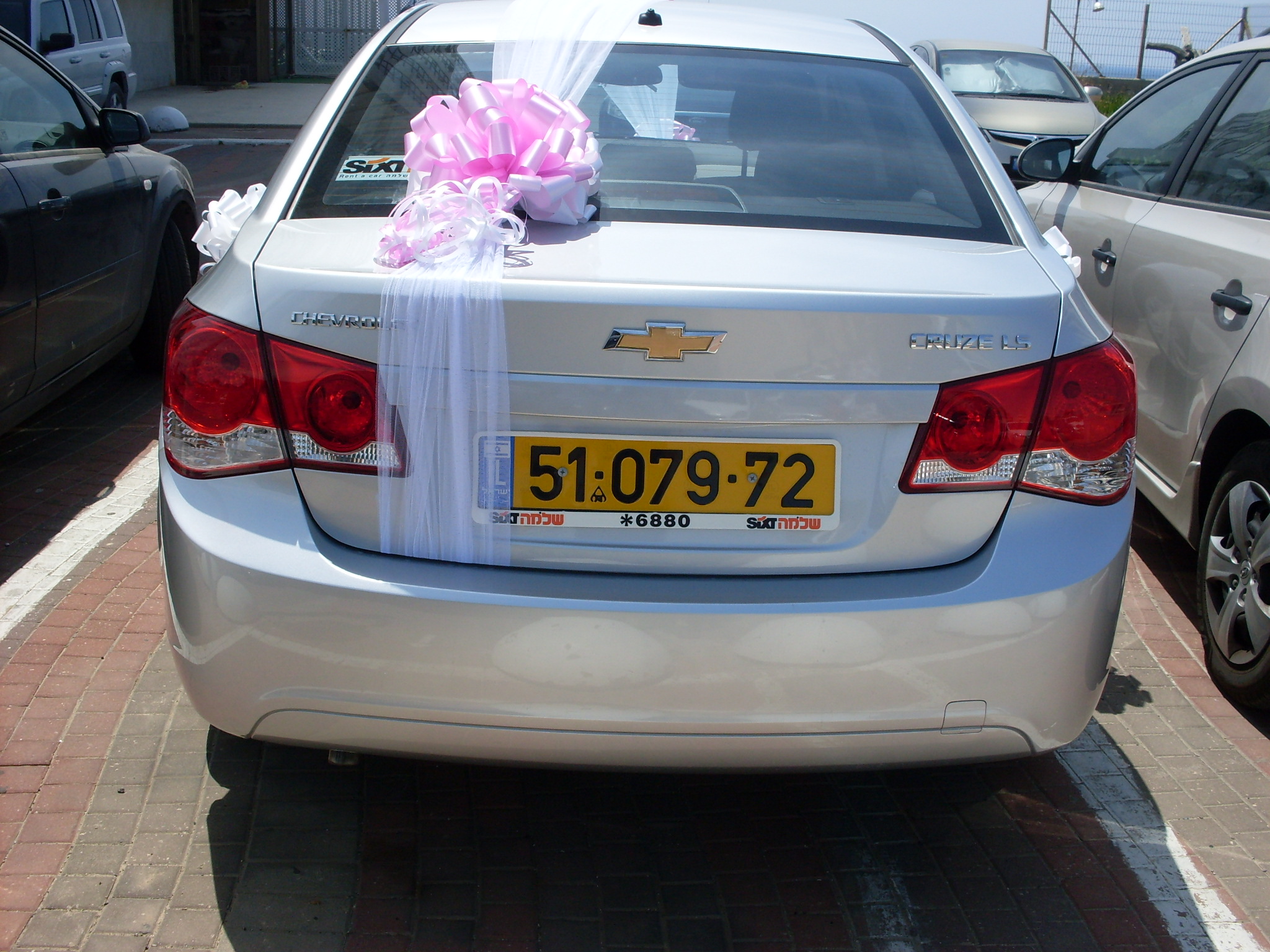 ערכת קישוט להתקנה עצמית